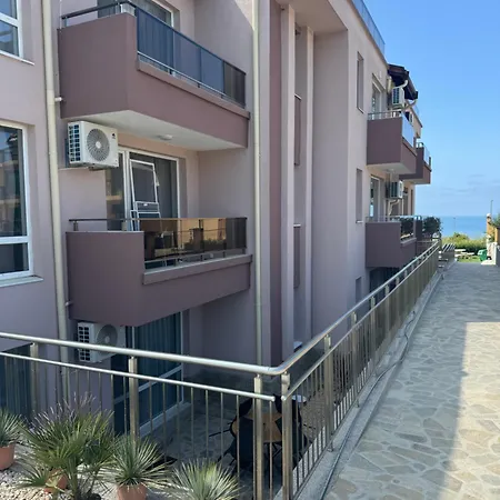 Sinemorets Blue 시네모레츠